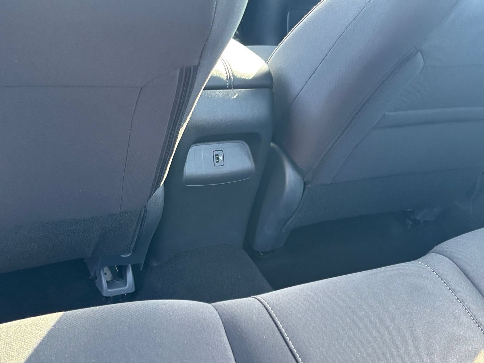 Used 2025 Nissan Sentra SV FWD image 22