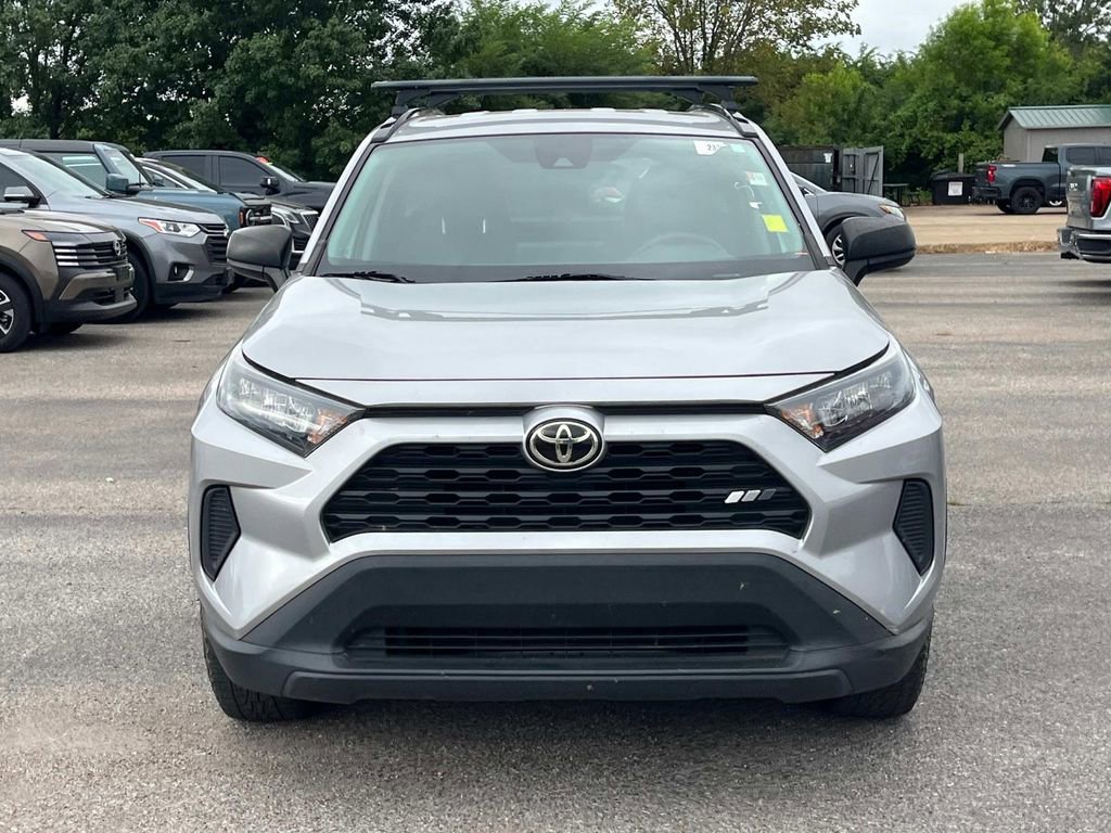 Used 2021 Toyota RAV4 LE image 2