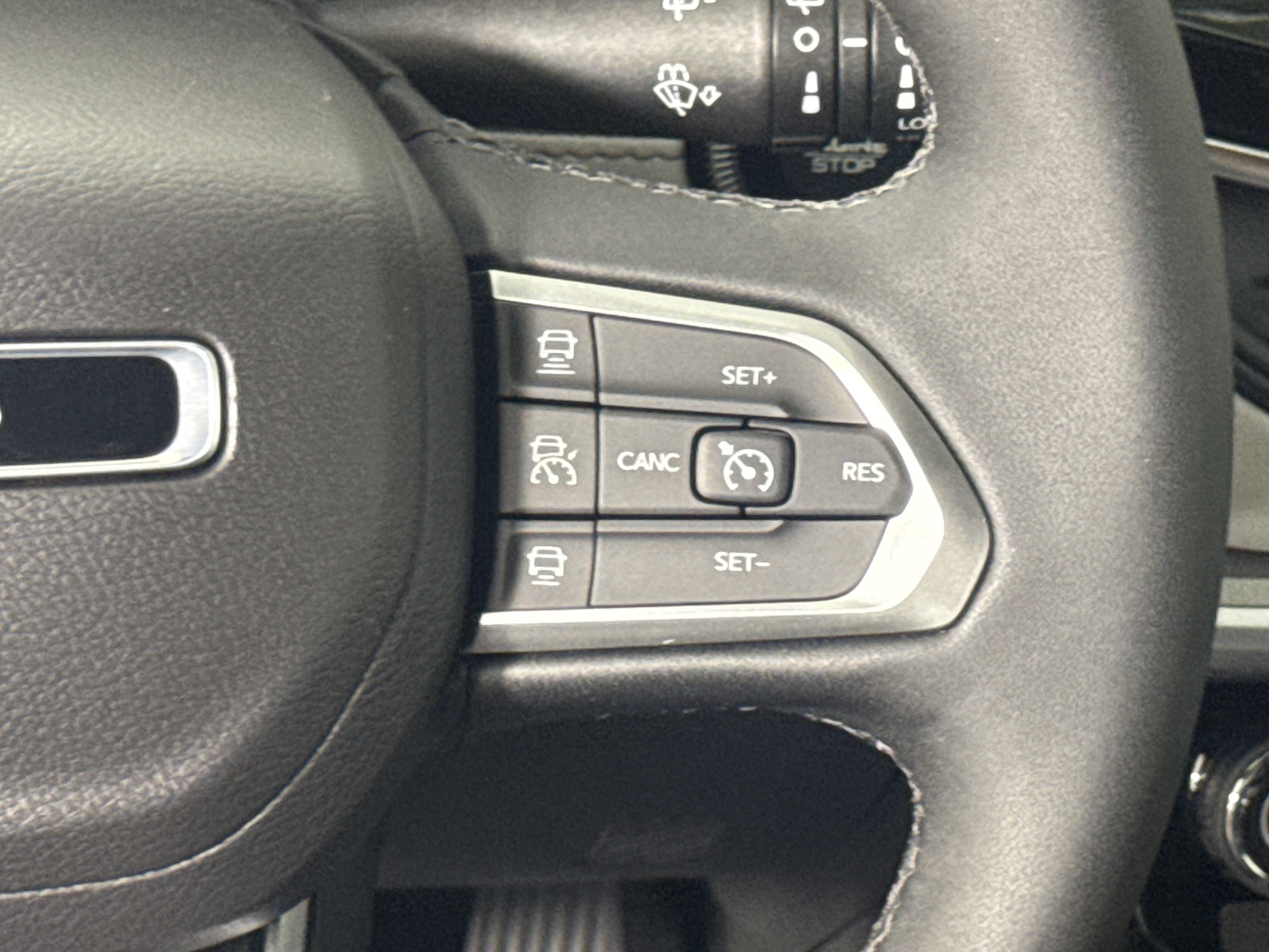 New 2026 Jeep Compass Limited AWD/4WD image 18
