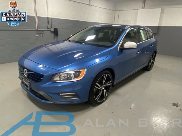 Used 2017 Volvo V60 T6 R-Design Platinum w/ Climate Package AWD/4WD image 1