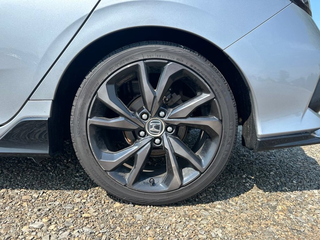 Used 2018 Honda Civic Sport Touring image 7