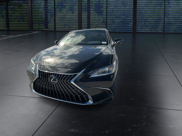 Certified 2023 Lexus ES 350 w/ Premium Package FWD image 4