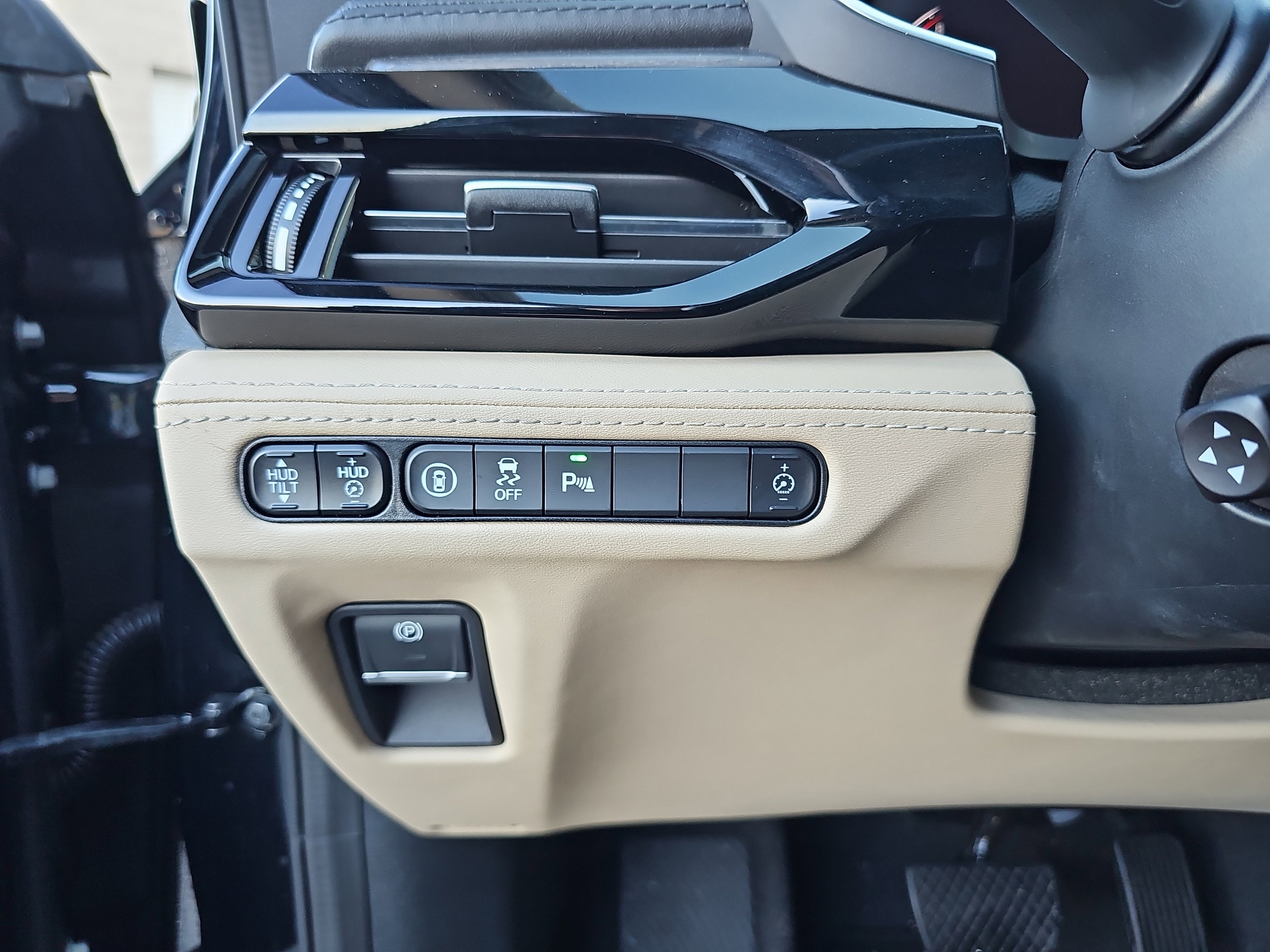 Used 2023 Acura MDX SH-AWD w/ Advance Package image 25