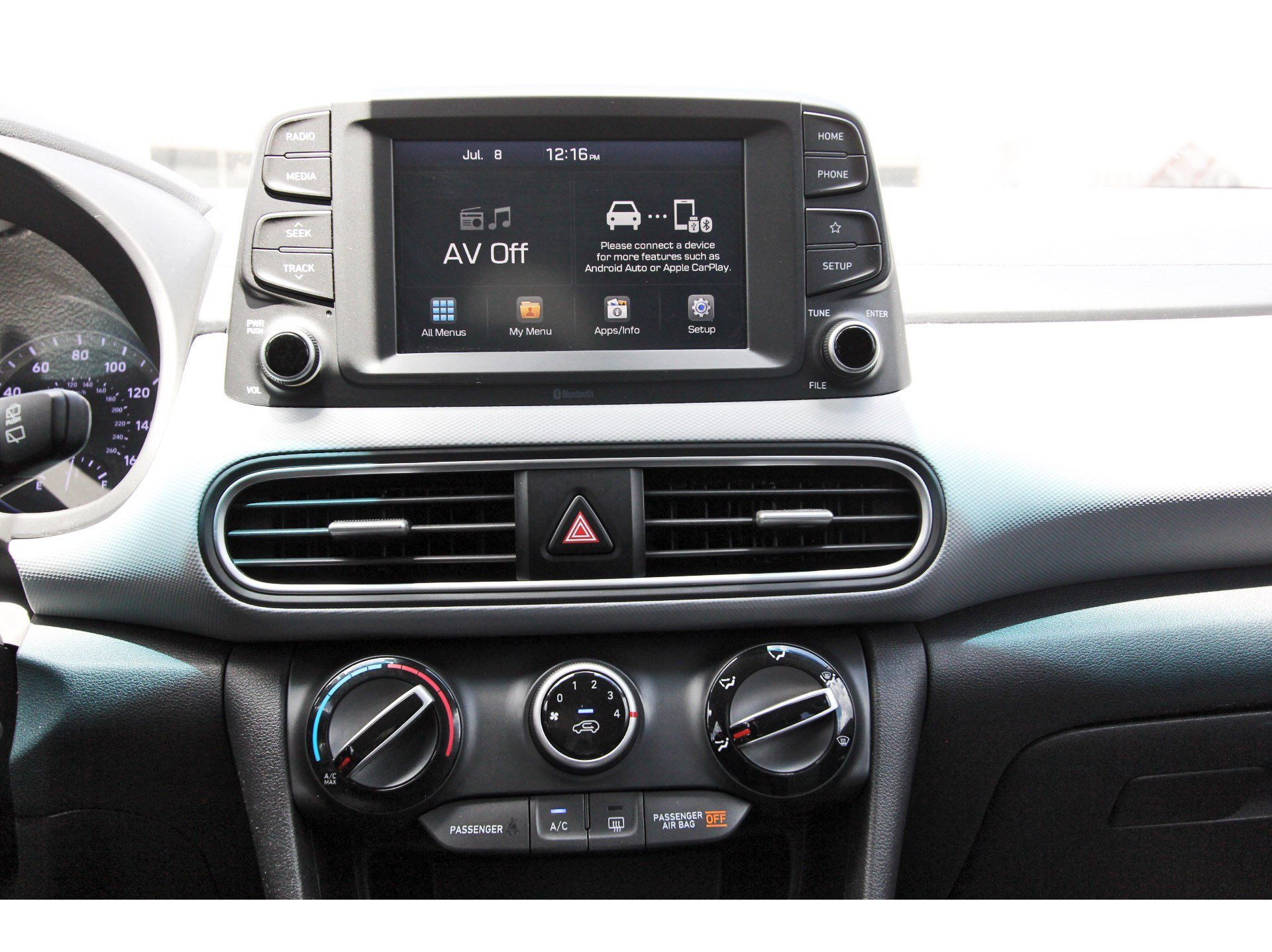 Used 2020 Hyundai Kona SE FWD image 28