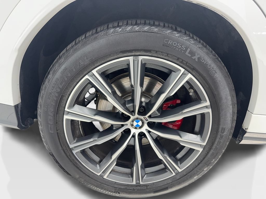Used 2026 BMW X6 xDrive40i w/ Climate Comfort Package AWD/4WD image 14