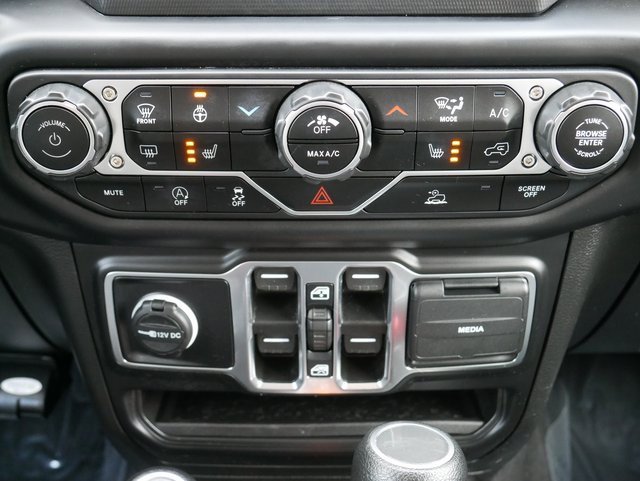 Used 2022 Jeep Gladiator Sport image 18