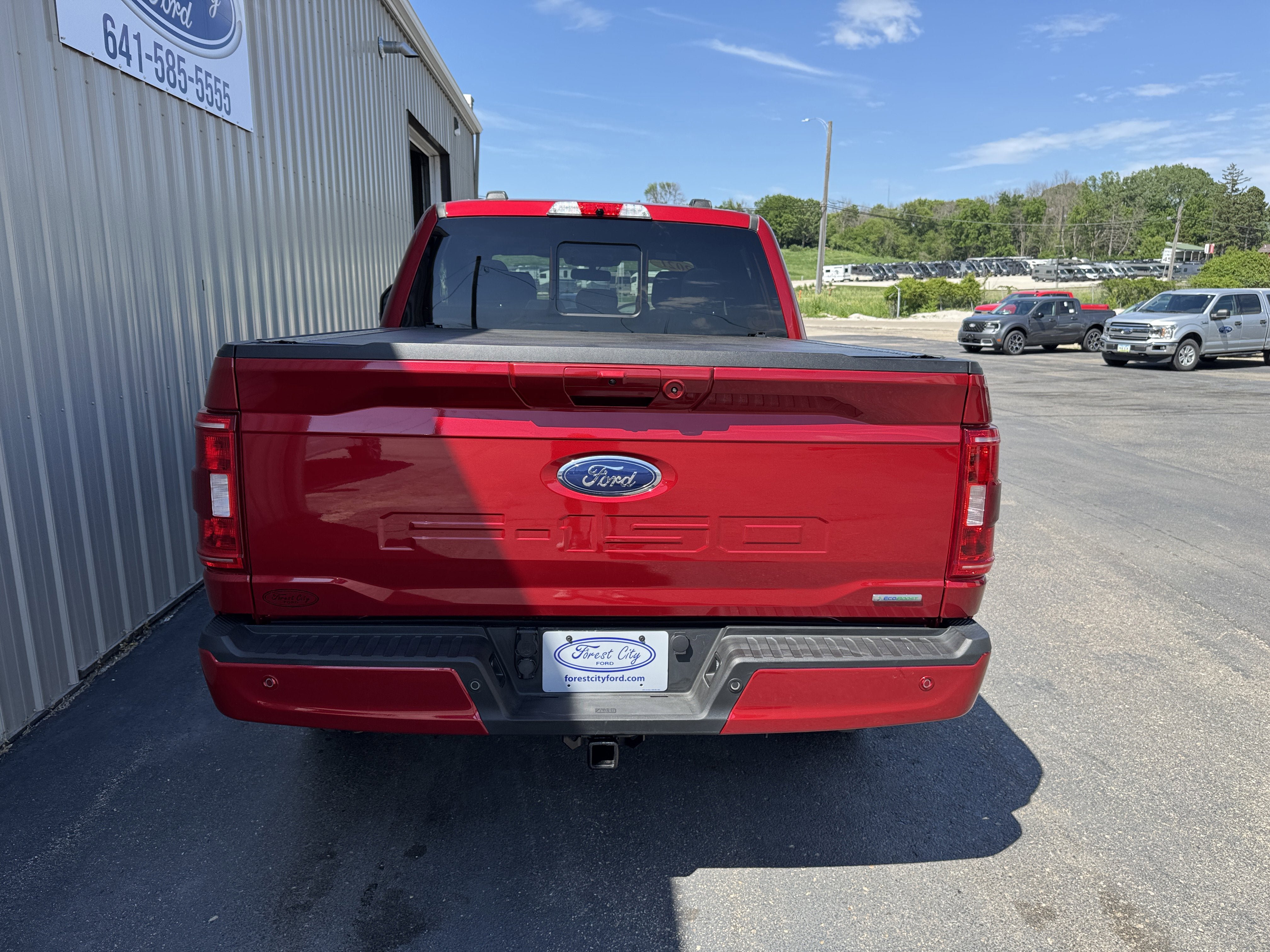 Used 2021 Ford F150 XLT w/ Equipment Group 302A High AWD/4WD image 4