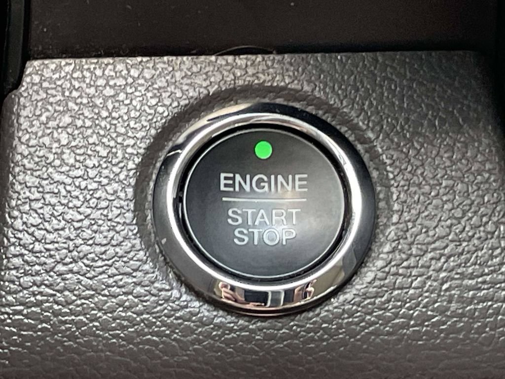 Certified 2020 Ford Expedition XLT w/ Equipment Group 202A RWD image 25