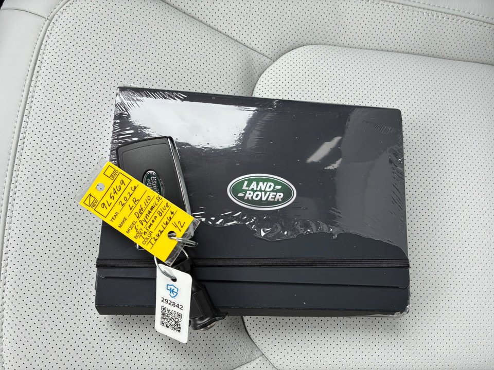 New 2026 Land Rover Defender 110 X-Dynamic SE AWD/4WD image 34