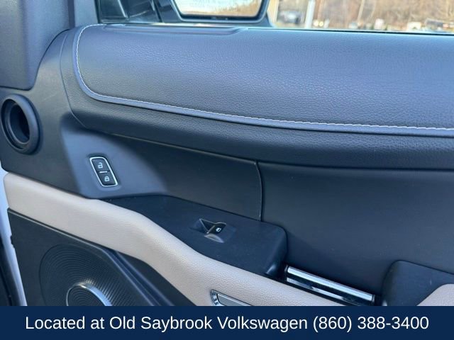 Used 2024 Ford Expedition Max Limited image 32