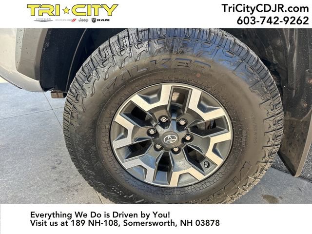 Used 2017 Toyota Tacoma TRD Off-Road w/ Tow Package (A/T) image 35