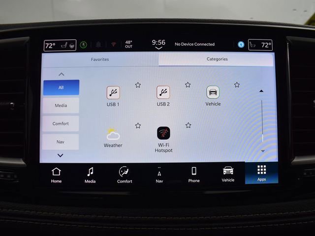 Used 2024 Chrysler Pacifica Select image 35