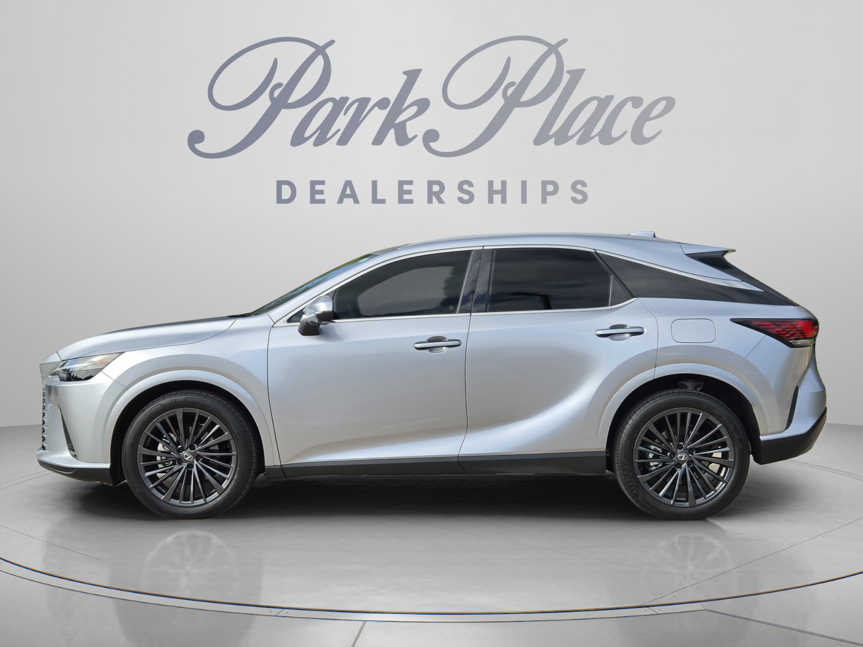 New 2026 Lexus RX 450h AWD w/ Convenience Package image 2
