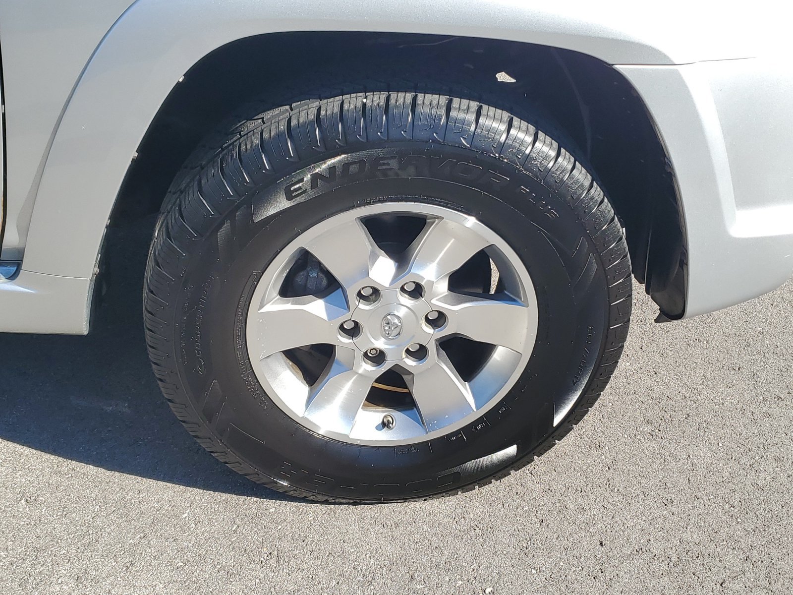 Used 2010 Toyota 4Runner SR5 AWD/4WD image 6