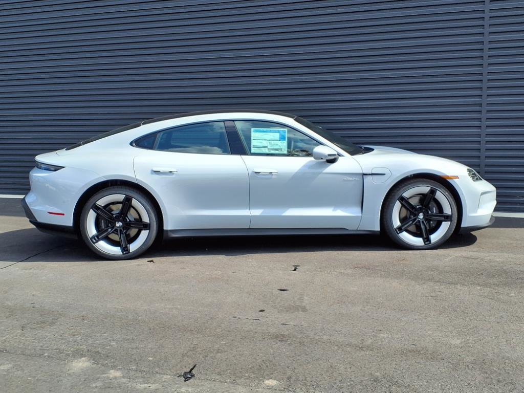 New 2025 Porsche Taycan image 29