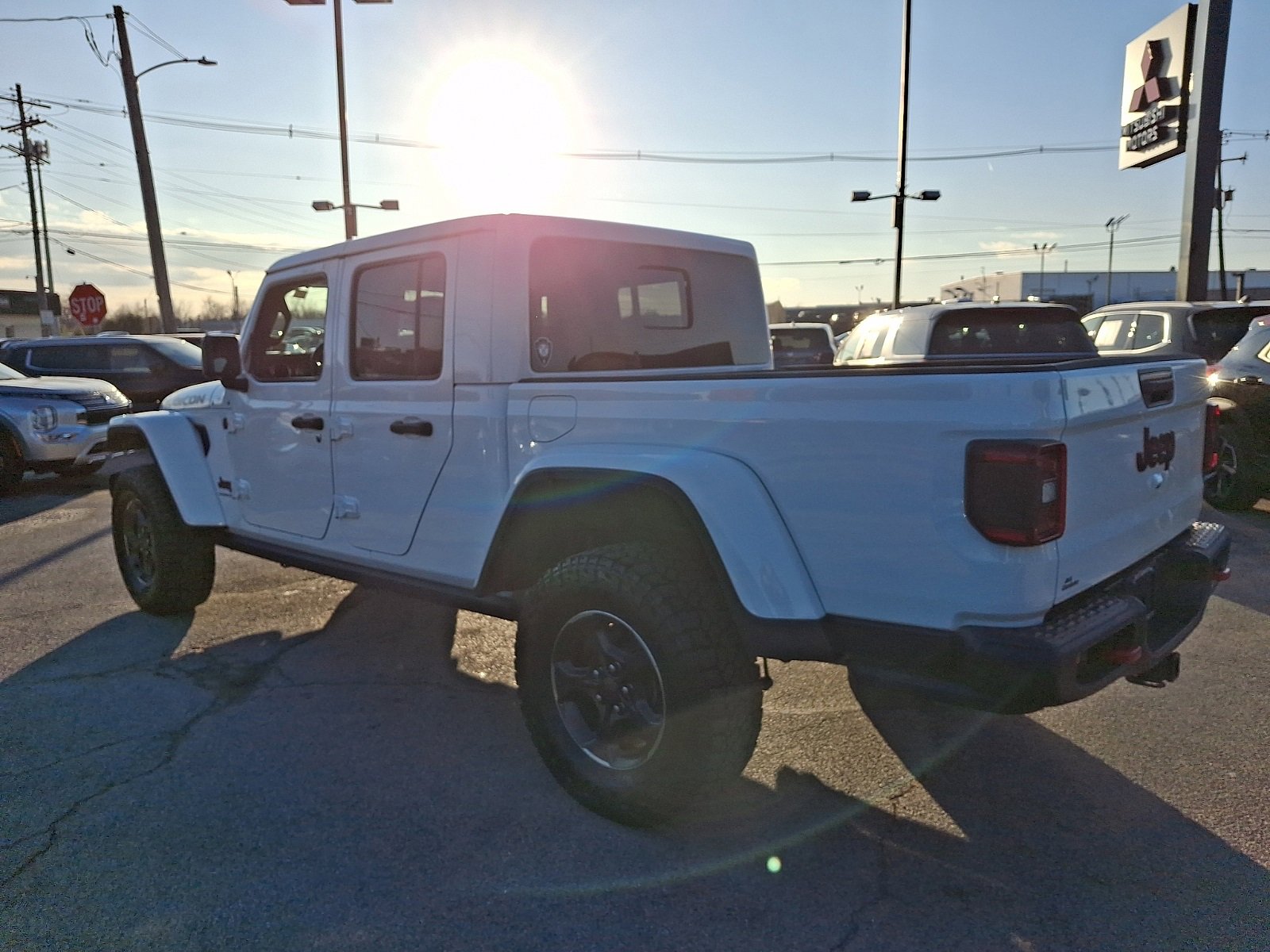 Used 2023 Jeep Gladiator Rubicon w/ LED Lighting Group image 5