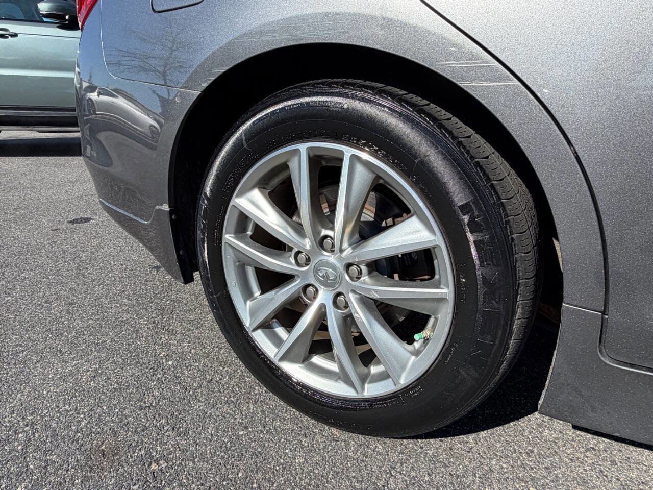 Used 2014 INFINITI Q50 Premium w/ Navigation Package AWD/4WD image 14