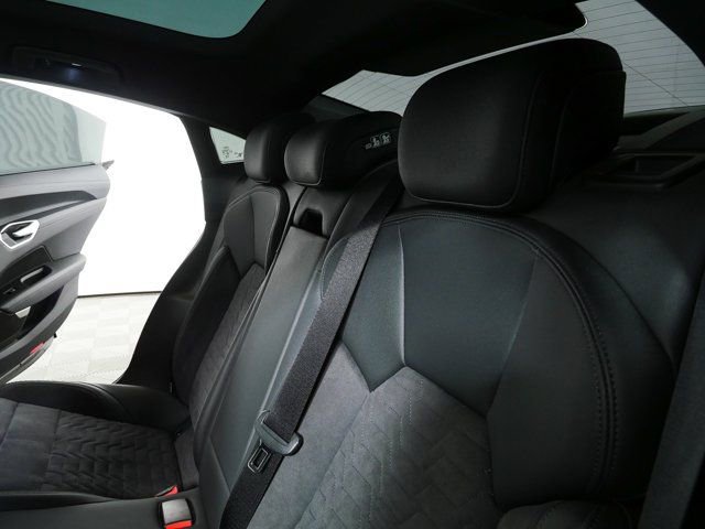 Used 2023 Audi e-tron GT Premium Plus w/ Executive Package AWD/4WD image 21