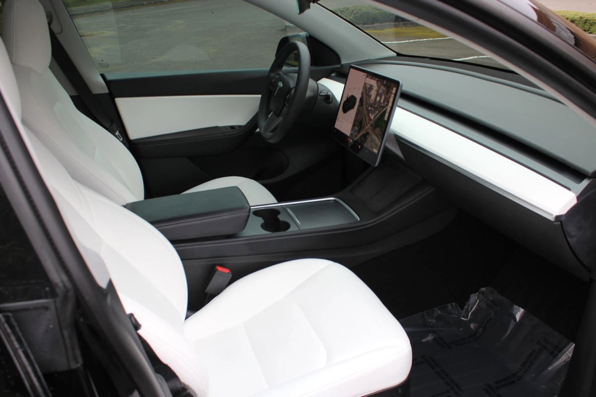Used 2021 Tesla Model Y Performance AWD/4WD image 23