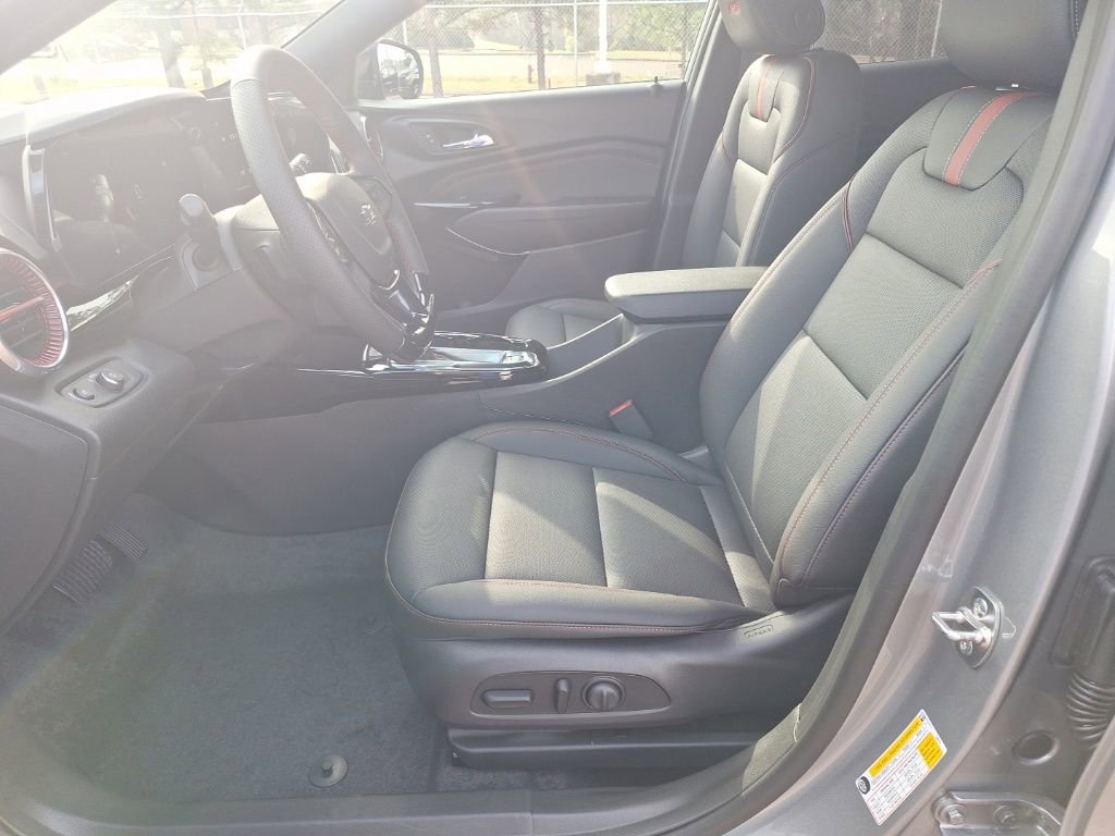 New 2026 Chevrolet Trax RS w/ Driver Confidence Package image 8