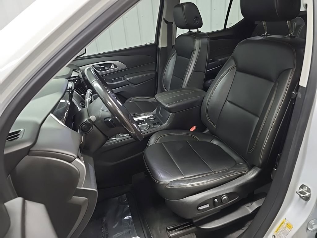 Used 2019 Chevrolet Traverse RS image 30