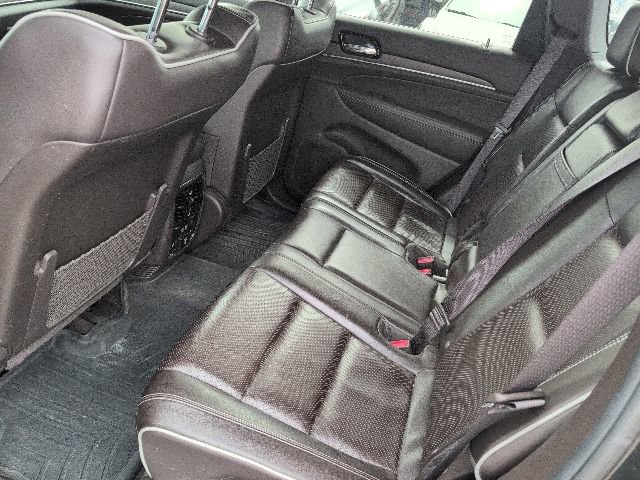 Used 2019 Jeep Grand Cherokee Overland AWD/4WD image 13