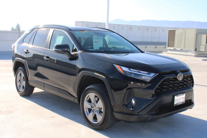 Certified 2022 Toyota RAV4 XLE image 2