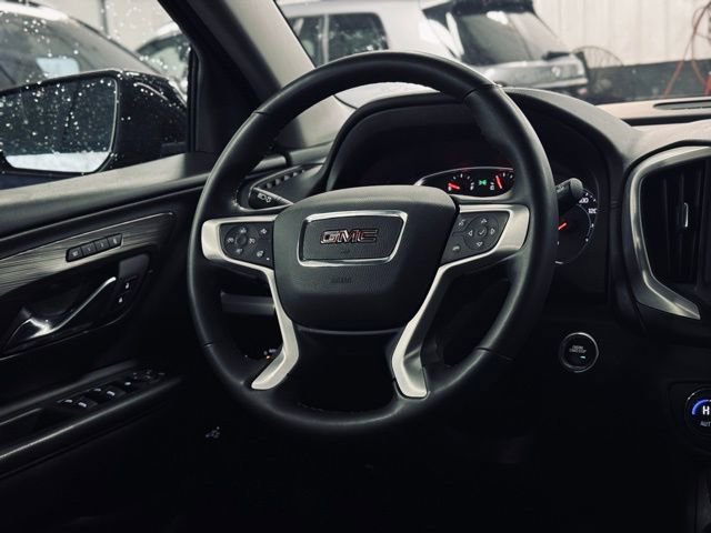 Used 2023 GMC Terrain SLT w/ Infotainment Package II image 23