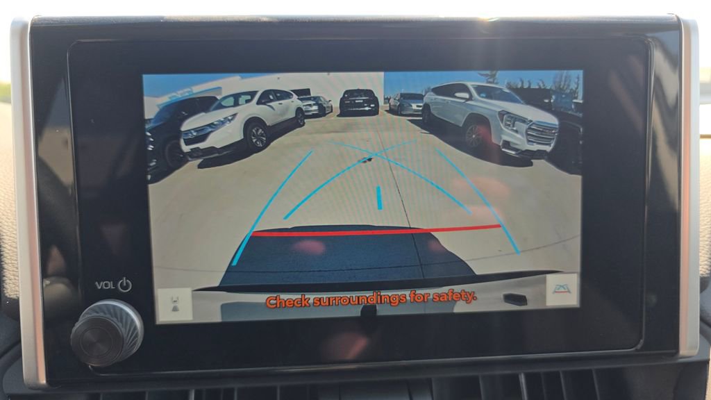 Used 2025 Toyota RAV4 XLE image 21