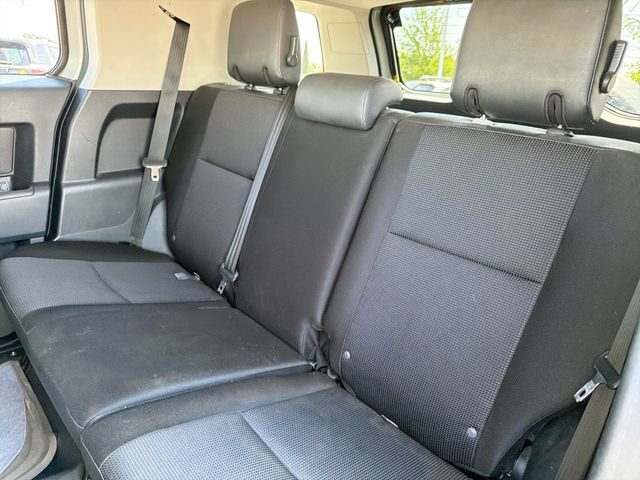 Used 2011 Toyota FJ Cruiser 4WD w/ Convenience Pkg image 22