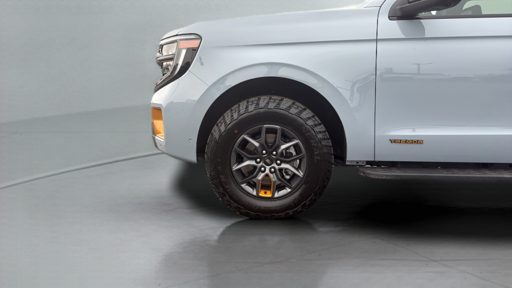 Certified 2025 Ford Expedition Tremor AWD/4WD image 42