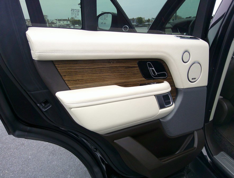 Used 2019 Land Rover Range Rover HSE AWD/4WD image 42