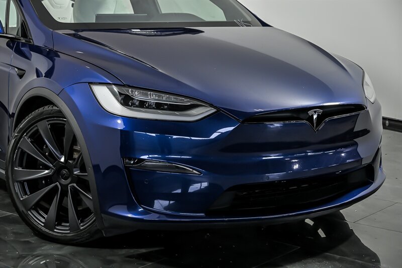 Used 2023 Tesla Model X AWD/4WD image 2