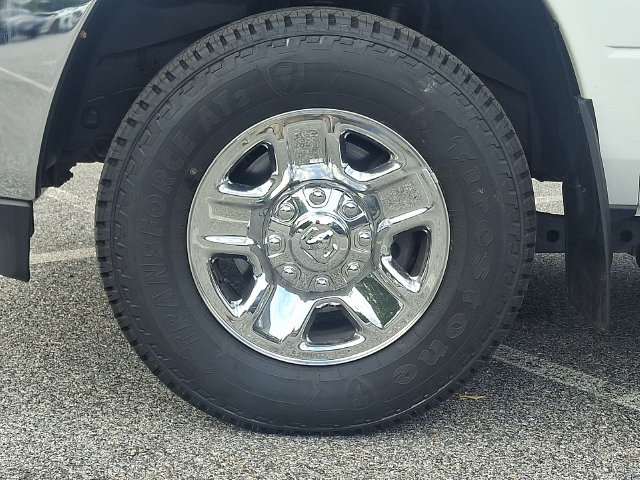 Certified 2024 RAM 2500 Tradesman w/ Chrome Appearance Group AWD/4WD image 9
