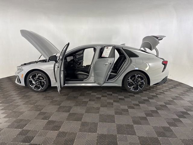 Used 2025 Kia K5 GT-Line image 11