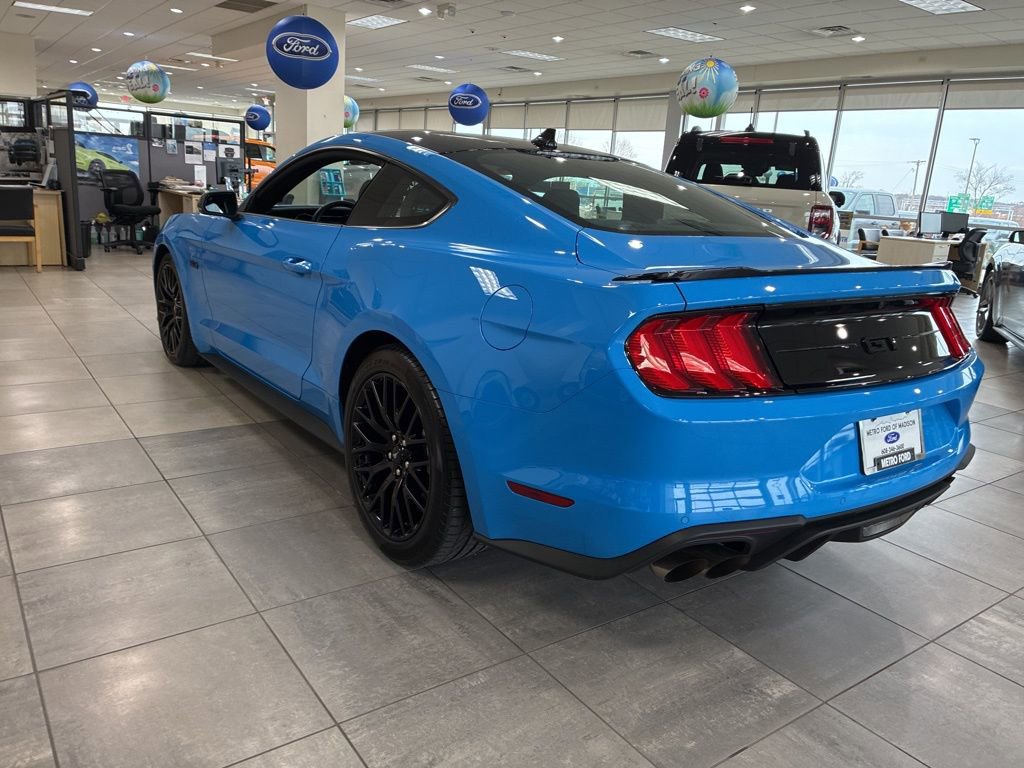 Used 2022 Ford Mustang GT Premium w/ Equipment Group 401A RWD image 7