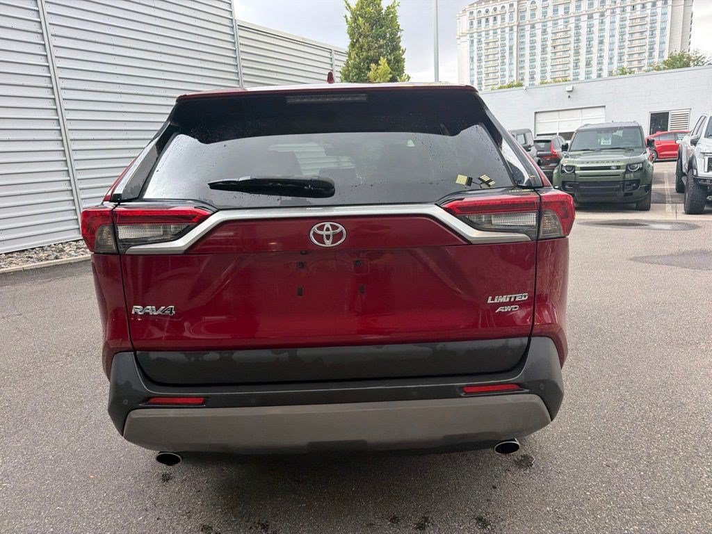 Used 2021 Toyota RAV4 Limited AWD/4WD image 7