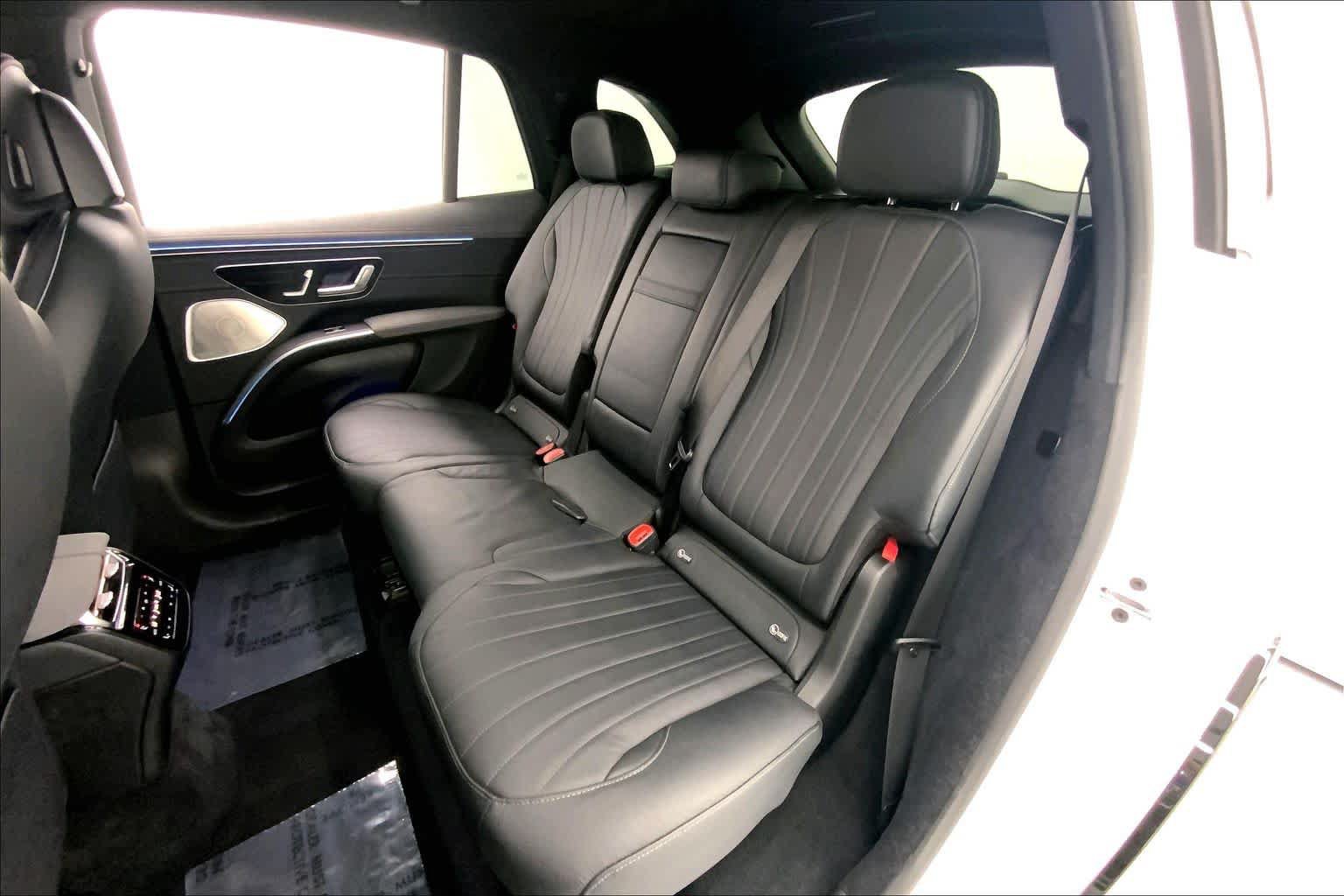 Certified 2023 Mercedes-Benz EQS 580 4MATIC SUV image 18