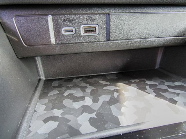 New 2026 GMC Canyon Elevation w/ Convenience Package image 22