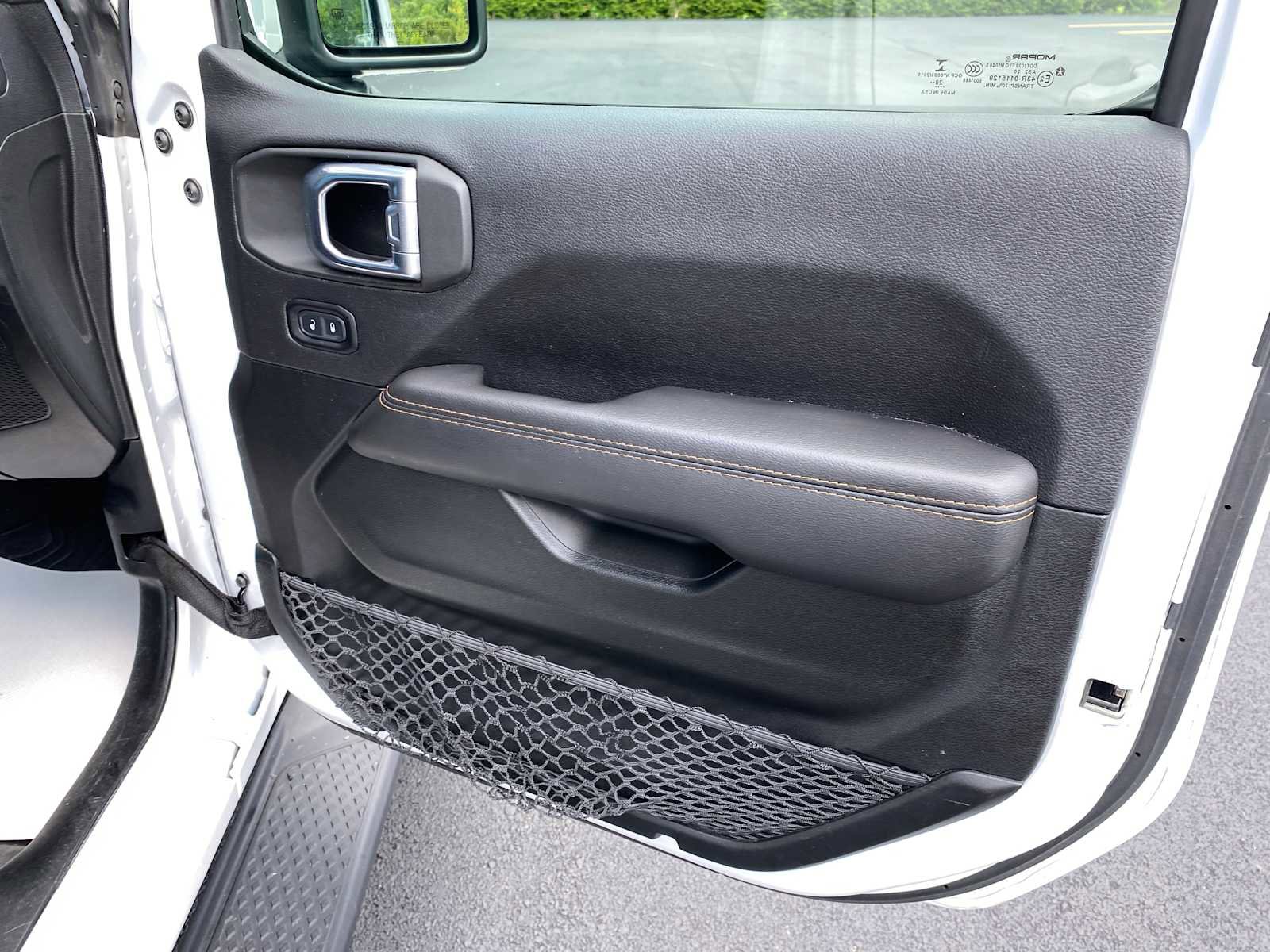 Used 2021 Jeep Gladiator Overland image 34