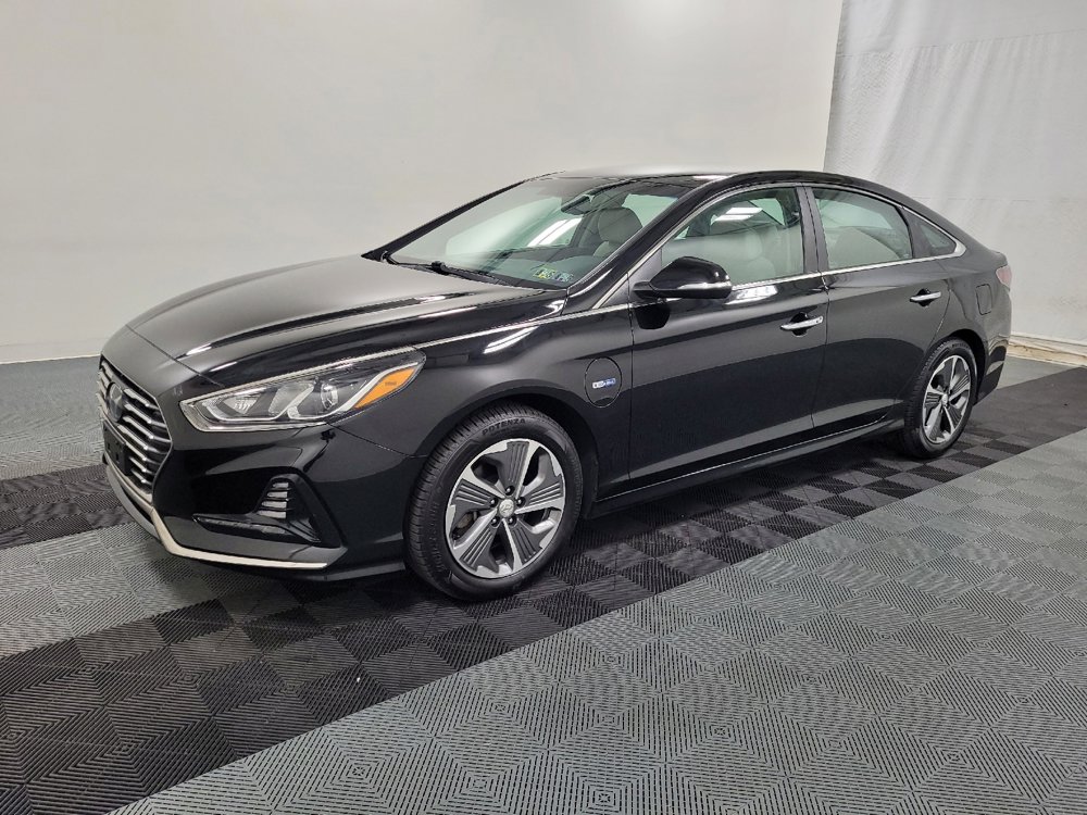 Used 2019 Hyundai Sonata Plug-In Hybrid image 2