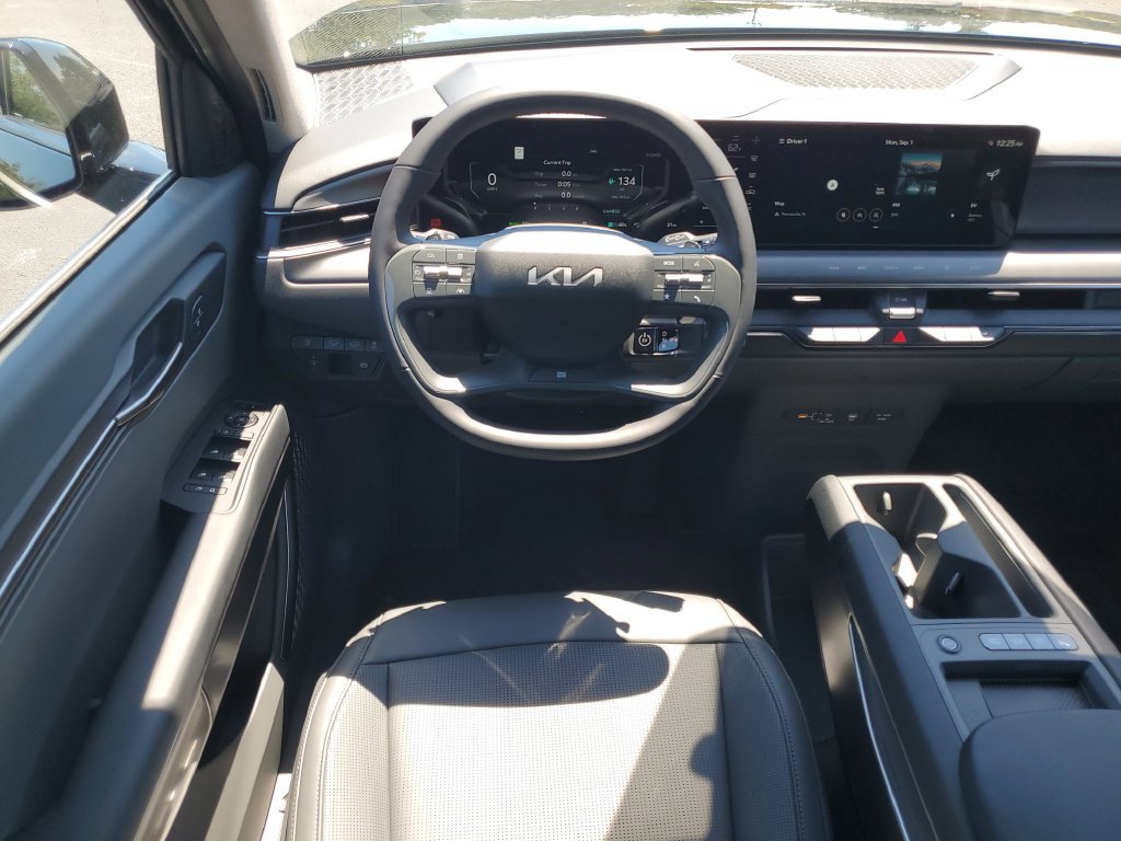 New 2026 Kia EV9 Light RWD image 27
