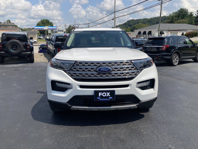 Certified 2022 Ford Explorer Limited w/ Equipment Group 301A AWD/4WD image 2