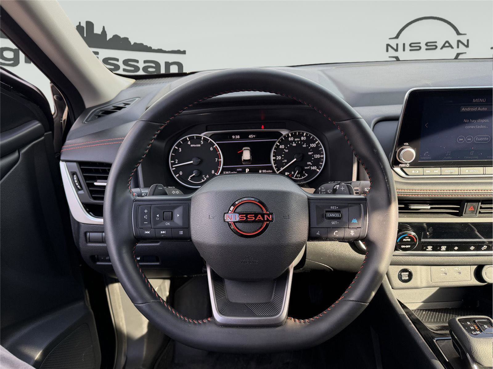 Used 2025 Nissan Rogue SV image 14