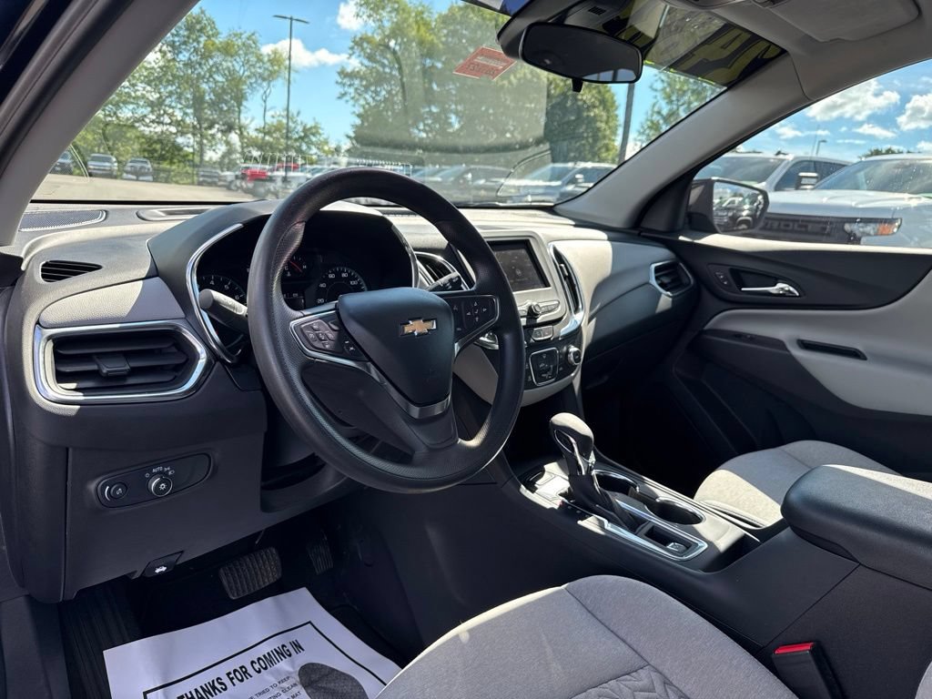 Used 2024 Chevrolet Equinox LS w/ Midnight Edition AWD/4WD image 16