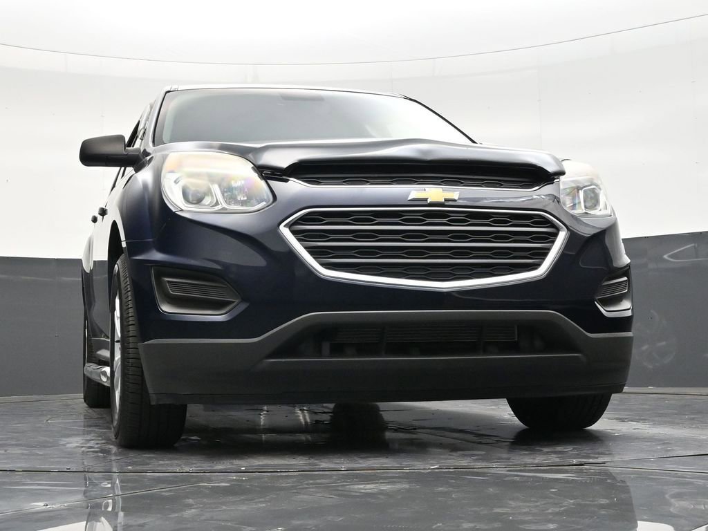 Used 2017 Chevrolet Equinox LS image 26