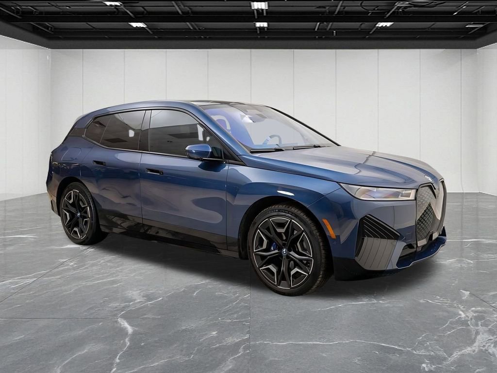 Used 2025 BMW iX M60 image 6