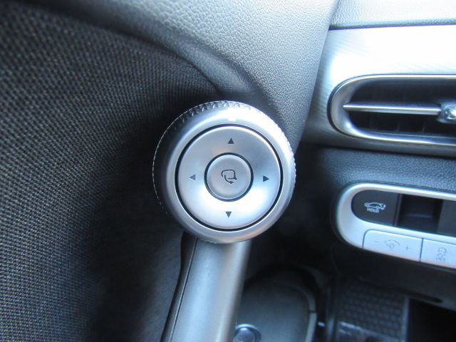 Used 2024 Genesis GV60 RWD image 40