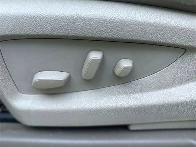 Used 2015 GMC Yukon XL Denali w/ Touring Package image 13