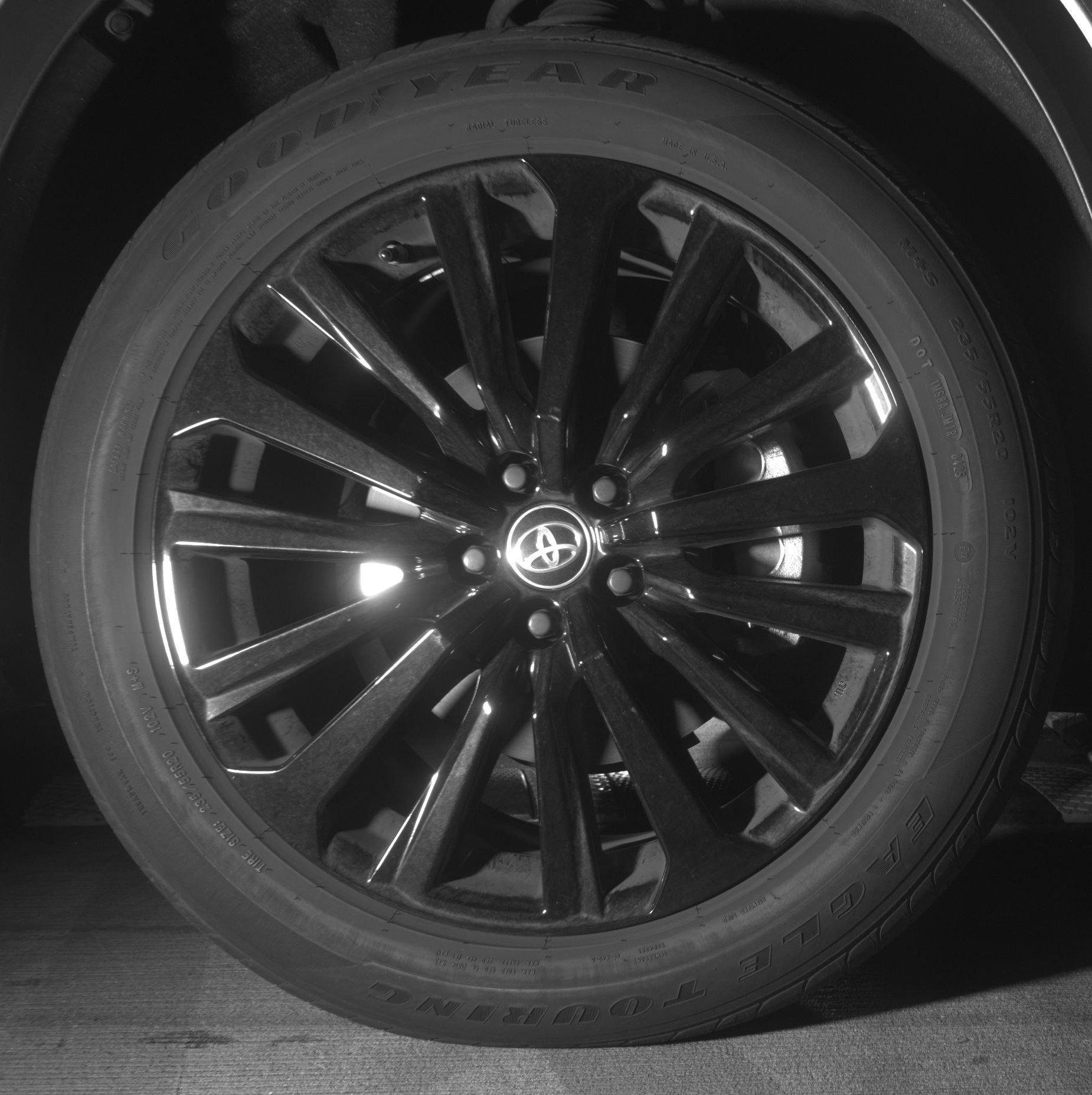 Used 2025 Toyota Highlander XSE image 13